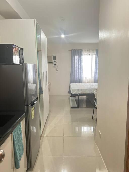 Cebusurestaypersimmon16thfloor3rdstudiocondounit